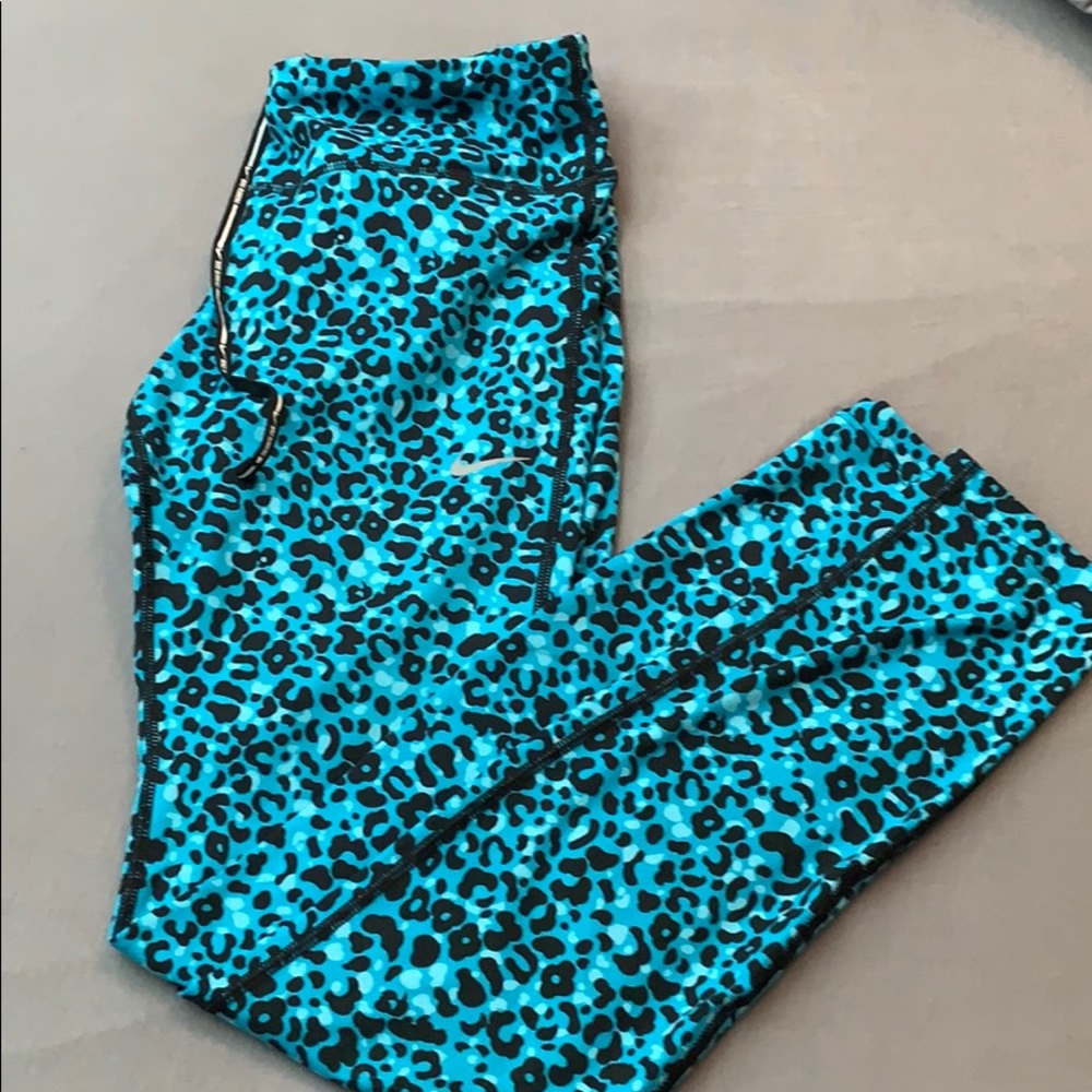 Nike Dri-Fit Leggings - Rare leopard pattern (M)
